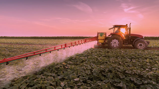 [Translate to FR:] swiss air Atemschutz Agrikultur